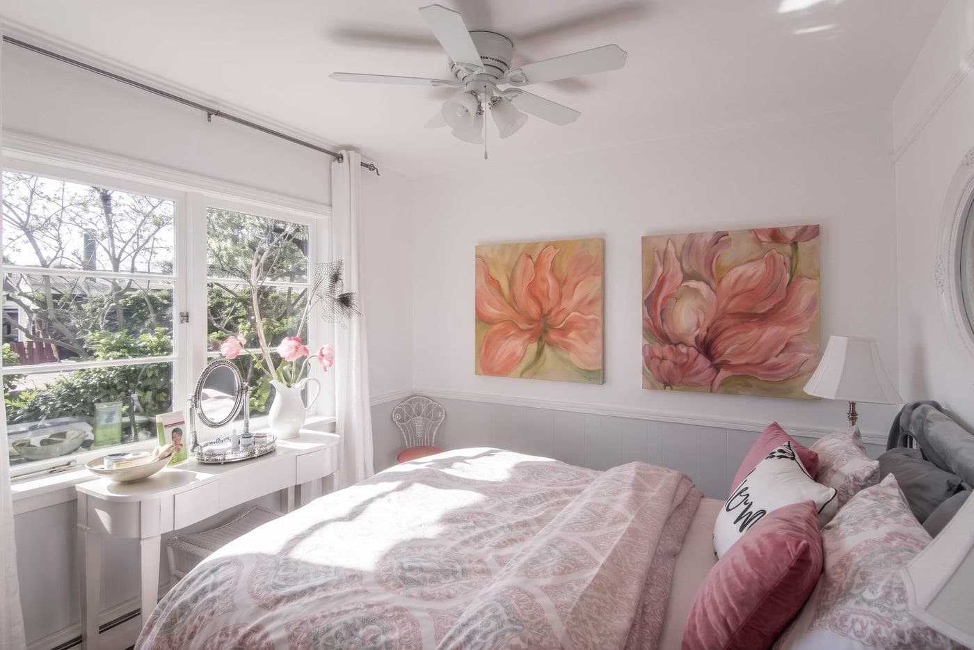 The Apple Tree room at Bayview Cottage