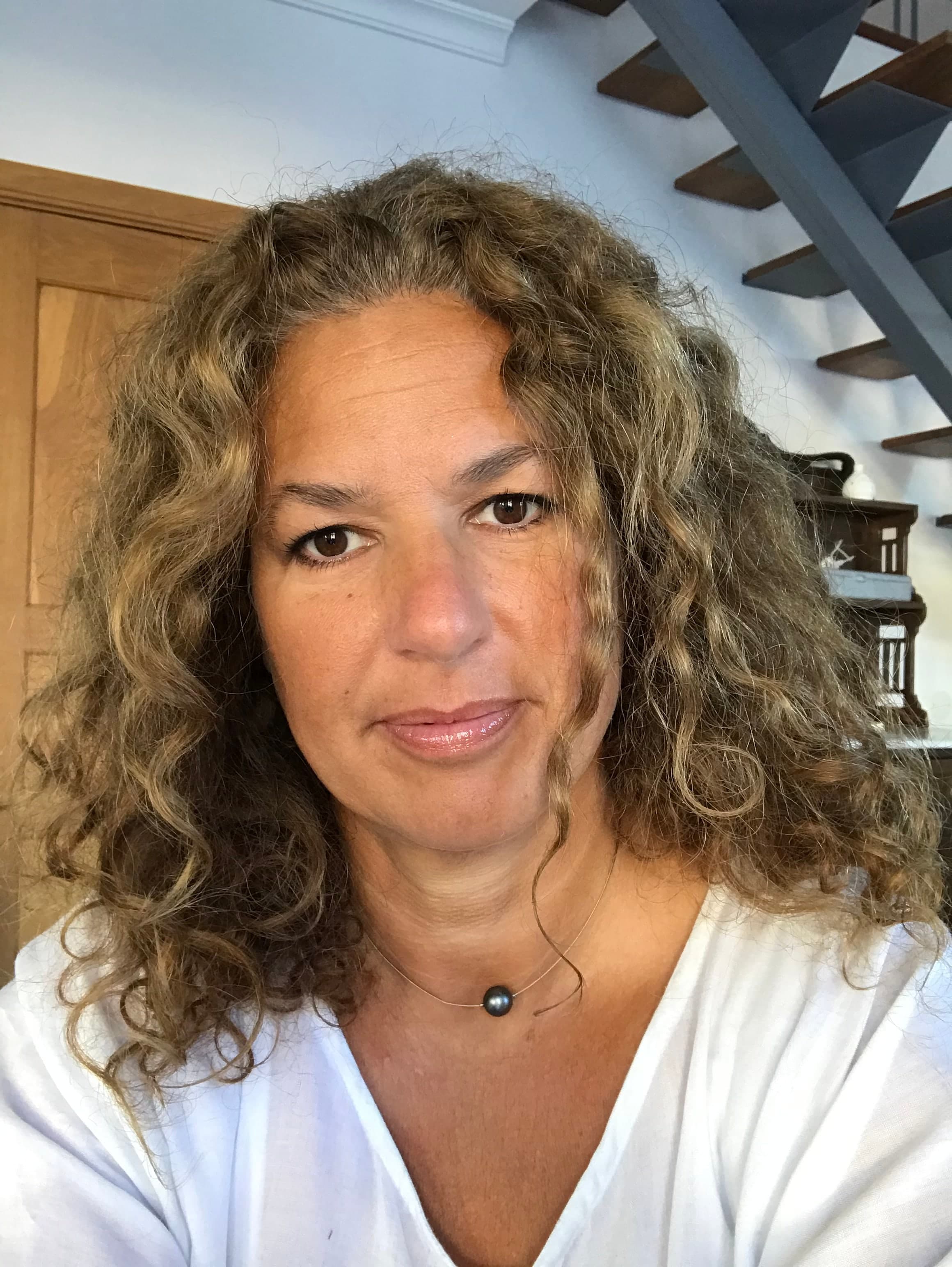 Lisa with her handmade Figs & Honey skincare line